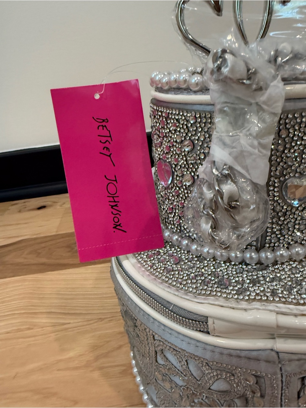 Betsey Johnson Rhinestone Cake Crossbody Bag Silver Novelty Purse NWT - Picture 4 of 6